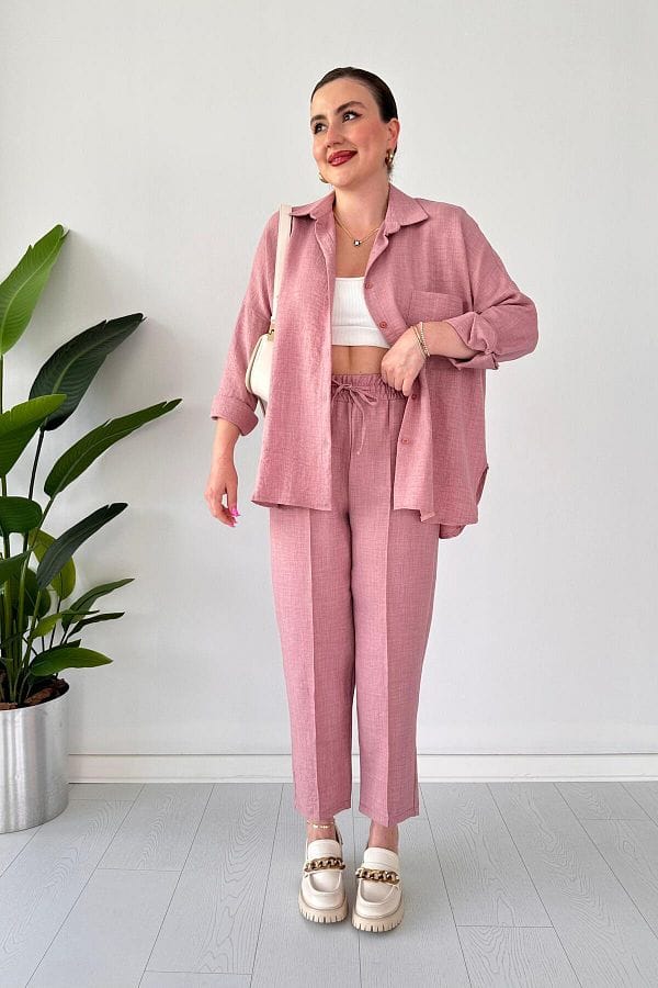 Ensemble deux pièces en lin rose poudré