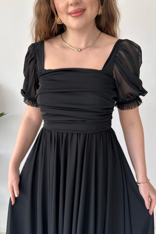Robe en tulle plissée noire