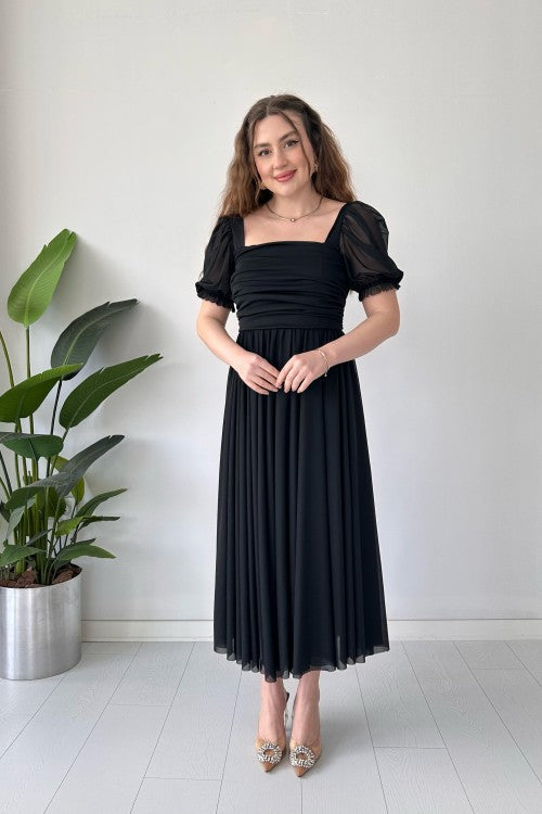 Robe en tulle plissée noire