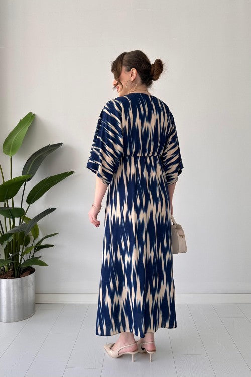 Robe chauve-souris Wave bleu marine