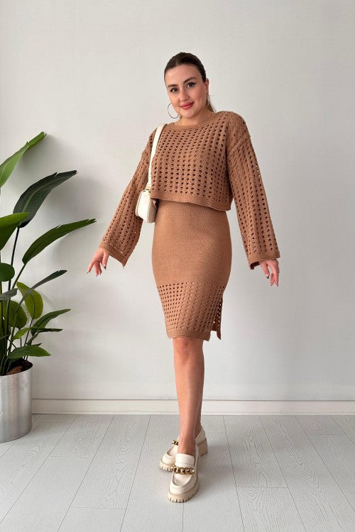 Ensemble robe tricotée à trous Camel