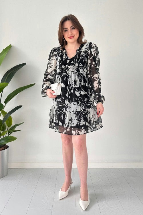 Robe fluide en mousseline noire