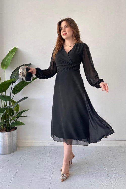 Robe en mousseline nouée noire