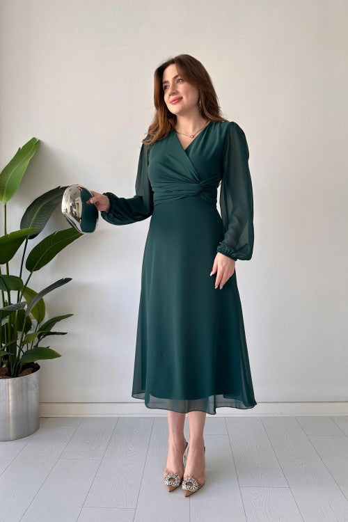 Robe en mousseline nouée émeraude