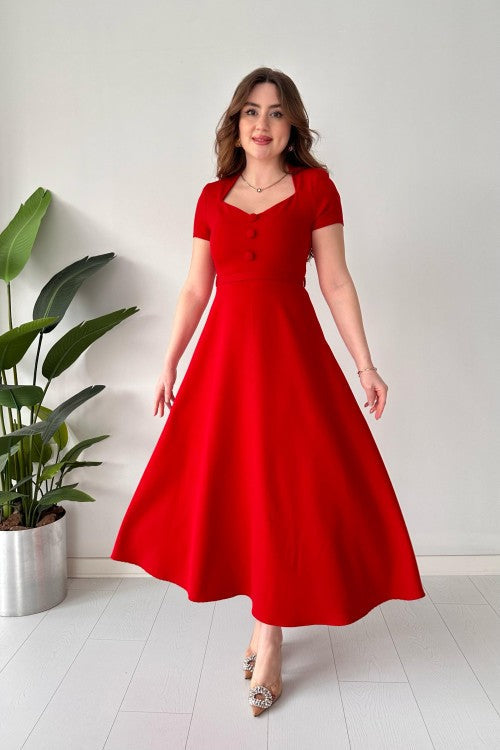 Robe unie ceinturée rouge