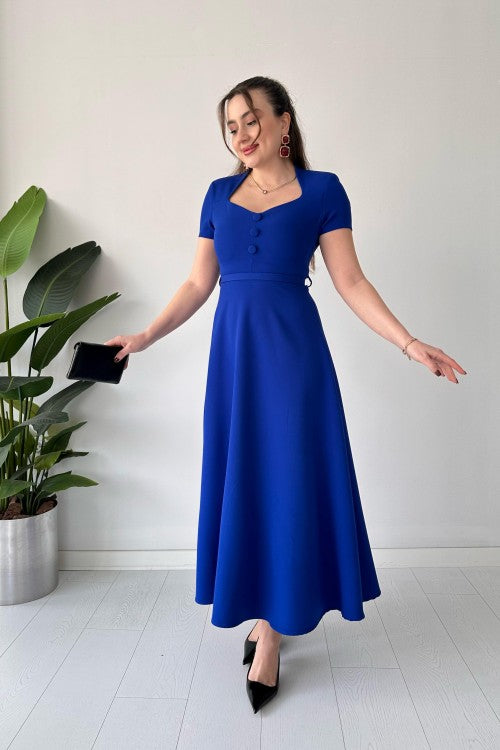 Robe unie ceinturée bleu saxon