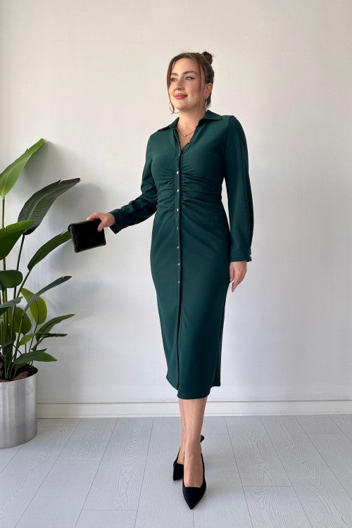 Robe chemise froncée sur la poitrine émeraude