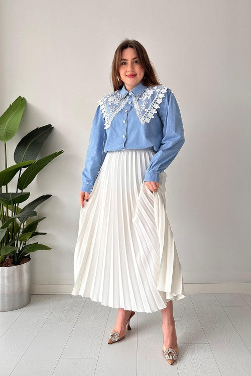 Tailleur jupe à col guipure bleu