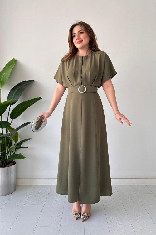 Robe de créateur ceinturée kaki