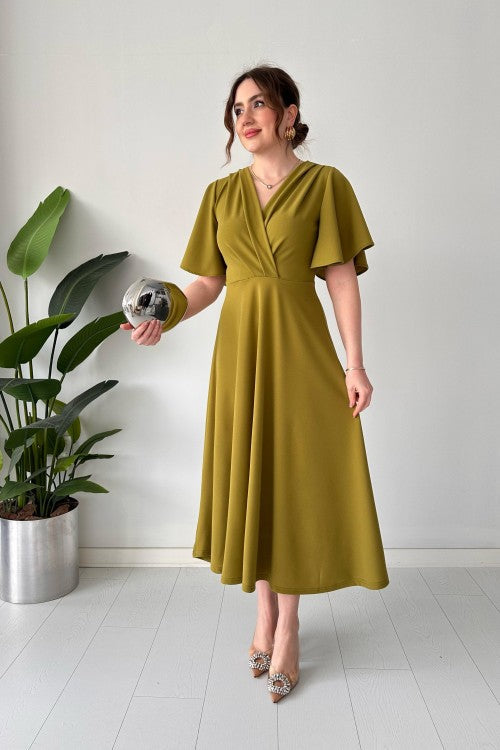 Robe en crêpe à manches volantées vert pétrole