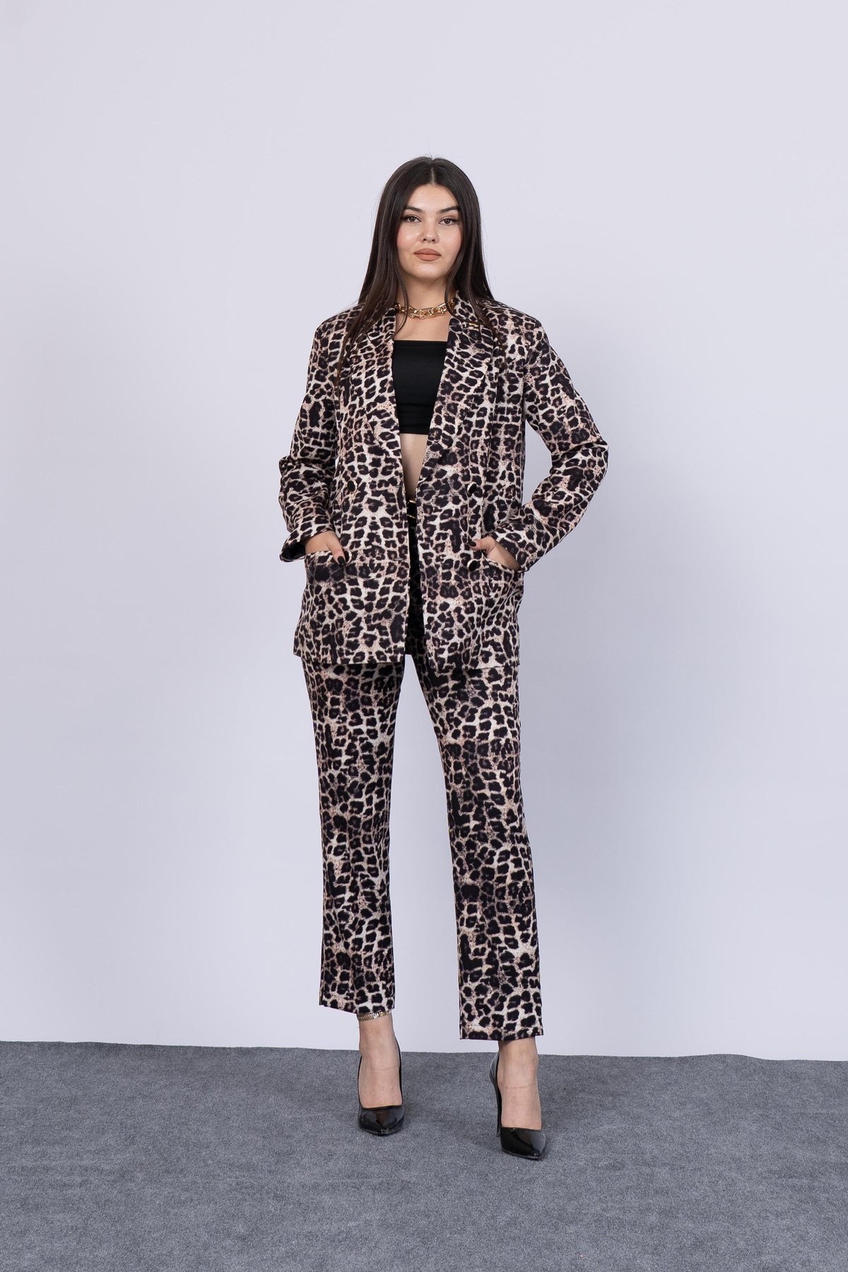 Oversize Leopar Desen Astarlı Ceket ve Kemerli Pantolon 8598