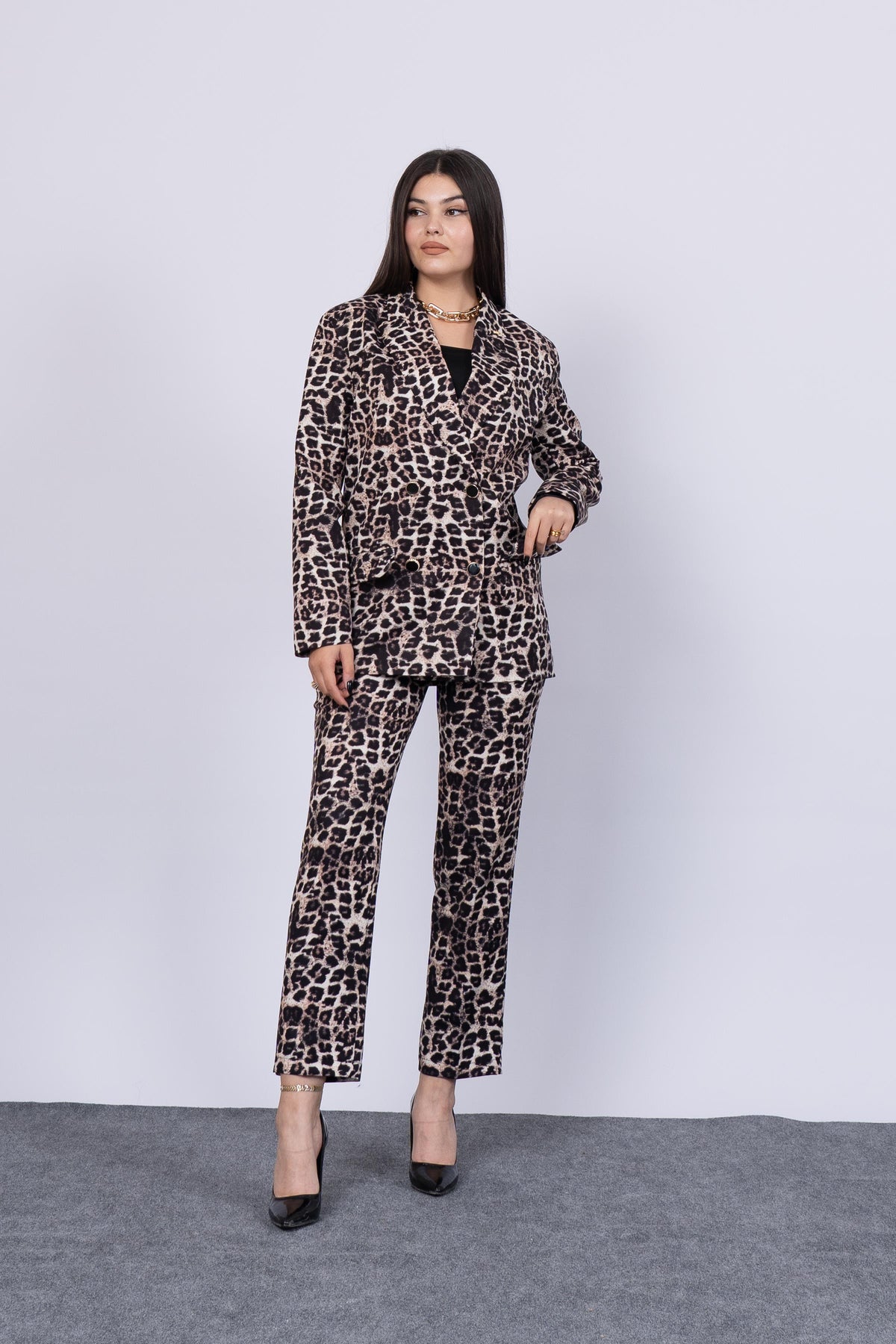 Oversize Leopar Desen Astarlı Ceket ve Kemerli Pantolon 8598