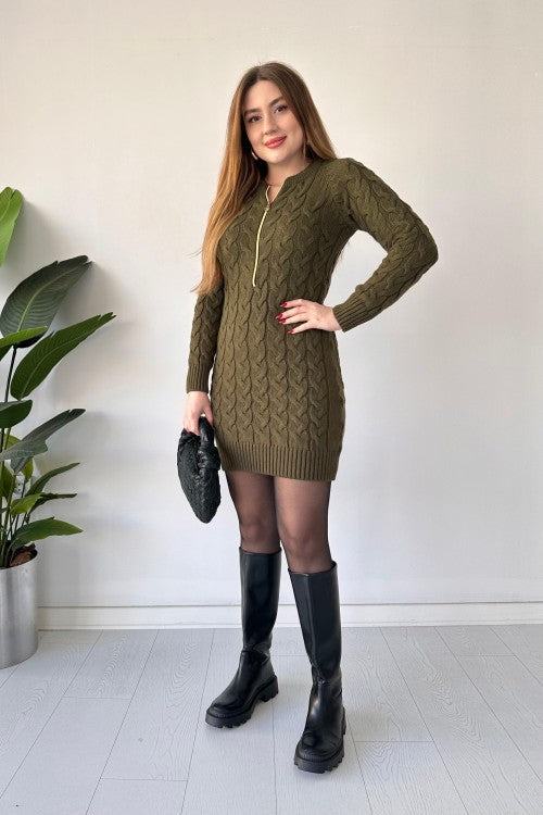 Robe en tricot à fermeture éclair et poils kaki