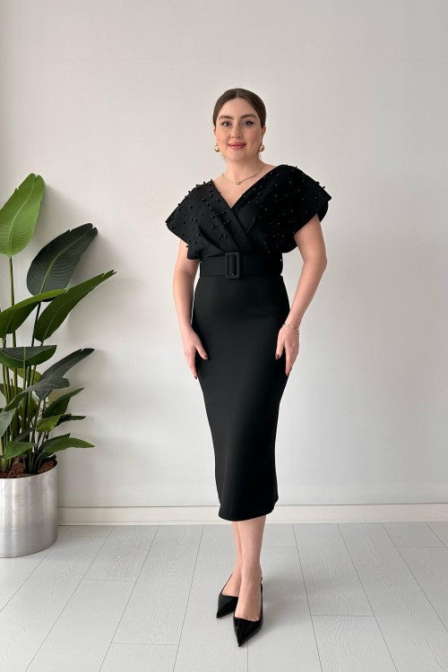 Robe haut en perles noires