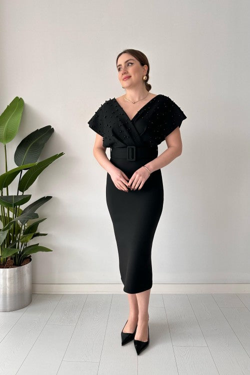 Robe haut en perles noires