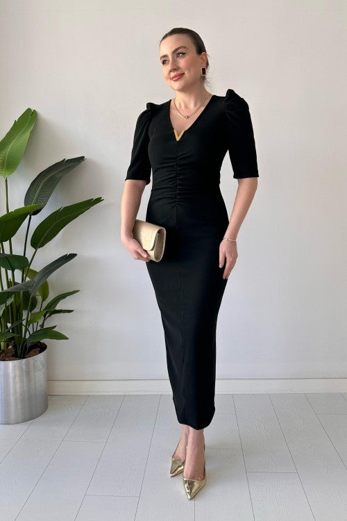 Robe ottomane noire à boucle en V