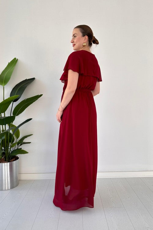 Robe longue en mousseline de soie à col volanté bordeaux